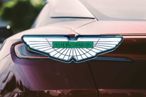 Una delle Aston Martin più rare mai viste: ne esistono appena 18 in tutto il mondo, ha un "pezzo" d'Italia