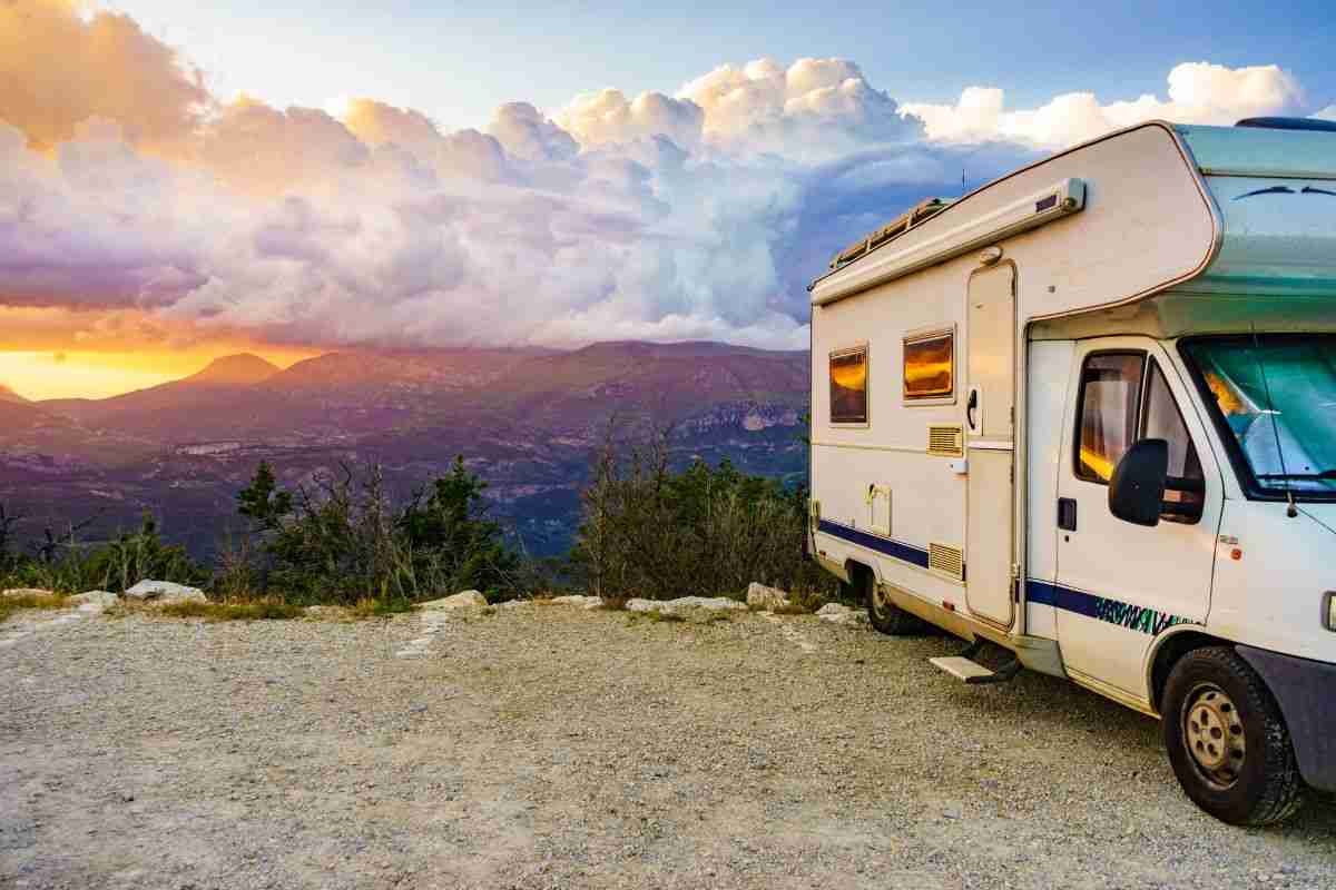 Noleggio camper: come leggere contratto e assicurazione per evitare brutte sorprese