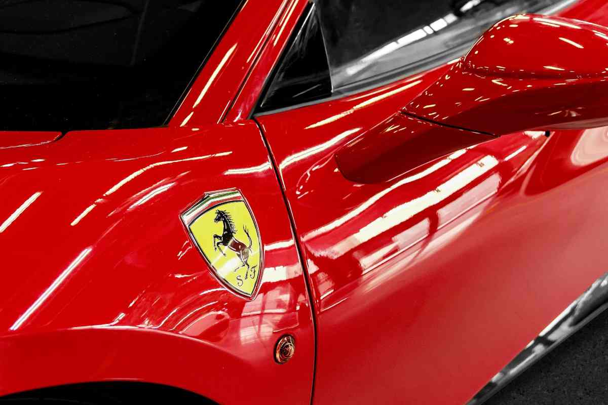 Una delle Ferrari più rare di sempre disegnata da un genio: ne esistono appena 200 in tutto il mondo