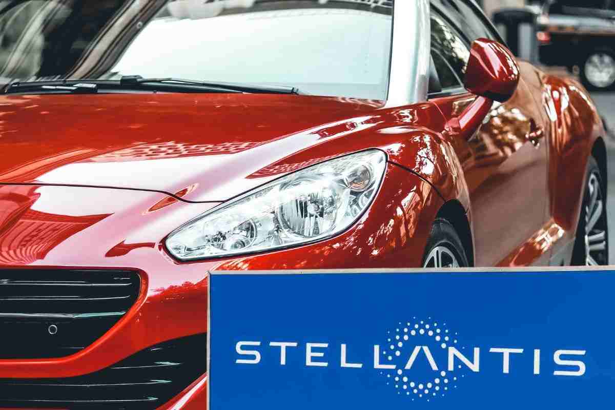Stellantis prepara il colpaccio, ripesca la tecnologia più amata e l'aggiorna: su 2 auto iconiche arriva il nuovo motore